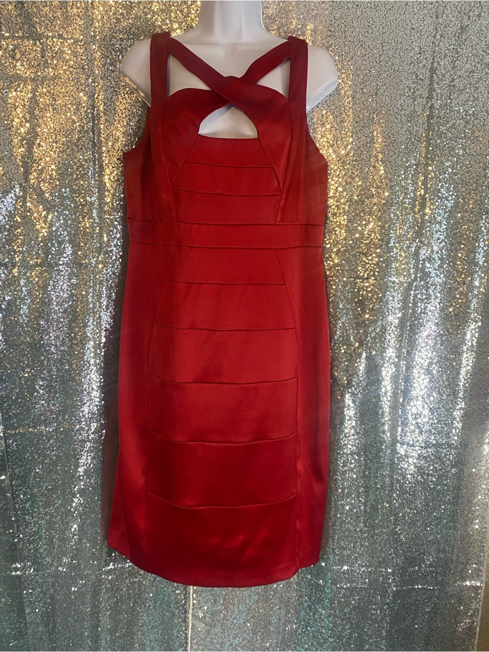 ♥️✨MELROSE RUBY RED CUTOUT DRESS | Sz 14 whispers?!, it walks in & owns the room